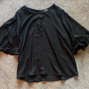 Oversized Black Flowing Women's Top Brand New Size Large Fun Ruffled Sleeve